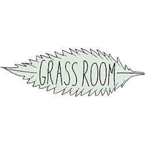 A green leaf with the words grass room written in it.